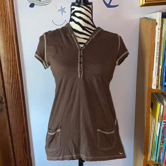 Jade Jeans brown short sleeve hooded shirt size large - Picture 1 of 3
